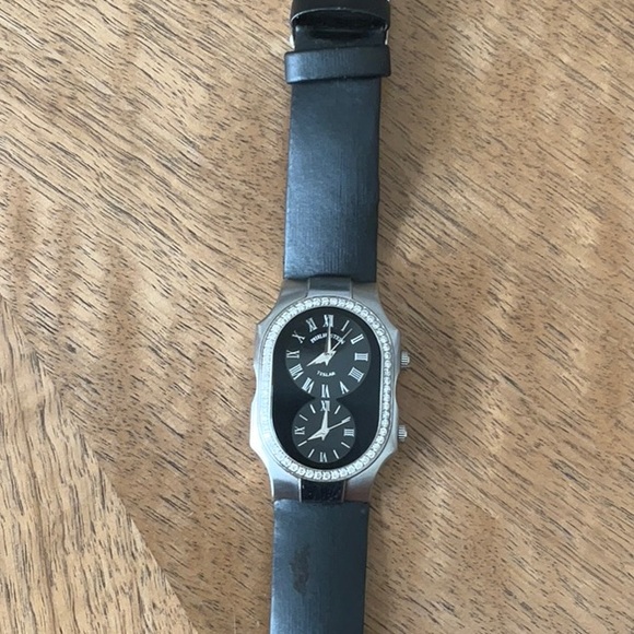 Philip Stein Teslar Watch ✨ - Picture 2 of 4